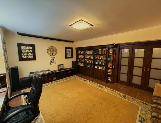 7-room cottage in a town of 300 m2, 6.5 acres in Gorny Gigant, Medeu district