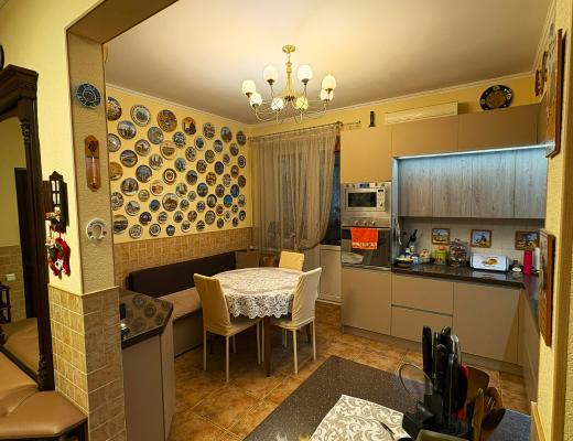 7-room cottage in a town of 300 m2, 6.5 acres in Gorny Gigant, Medeu district