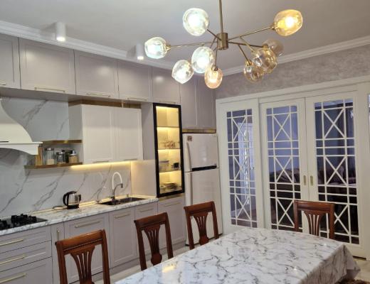 9-room house on Ospanova, microdistrict. Tau Samal, Medeu district